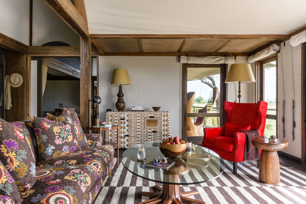 Xigera Water Lily Suite living room-1200x800-c